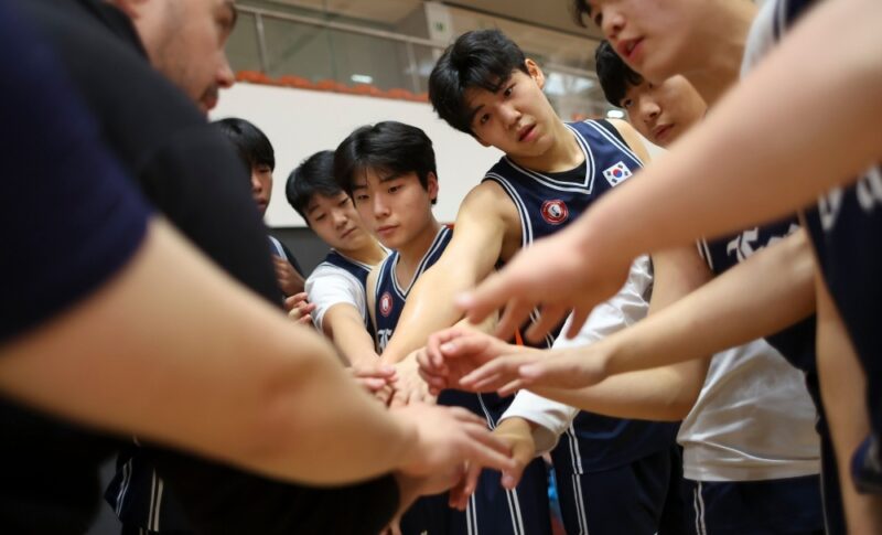 Basketball Supporters Image4