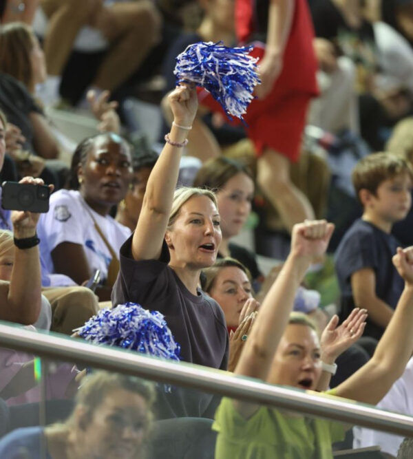 Supporters Banner Mobile